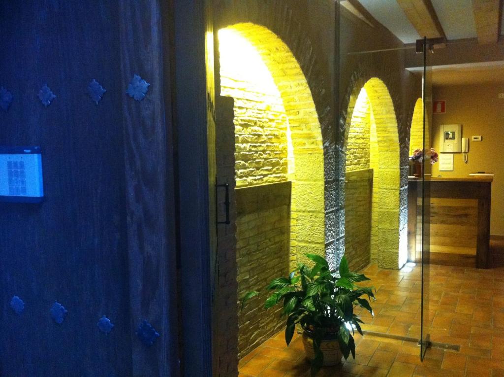 Fotografie z fotogalerie ubytování Hotel El Cerco v destinaci Puente la Reina