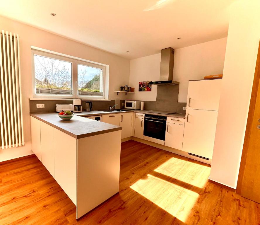 Kuchyň nebo kuchyňský kout v ubytování Ferienwohnung Hahn