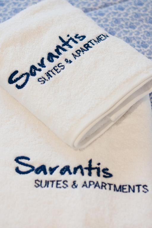 Certyfikat, podpis lub inny dokument wystawiony w obiekcie Sarantis Suites & Apartments