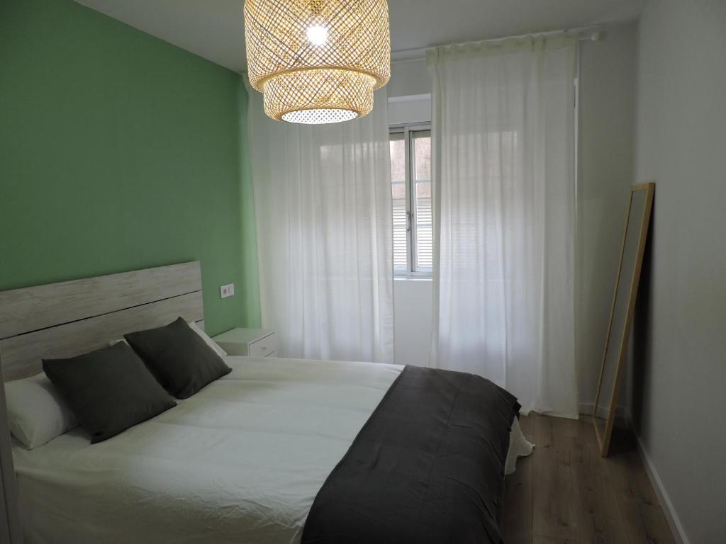 Doña Elena I Padron - 14