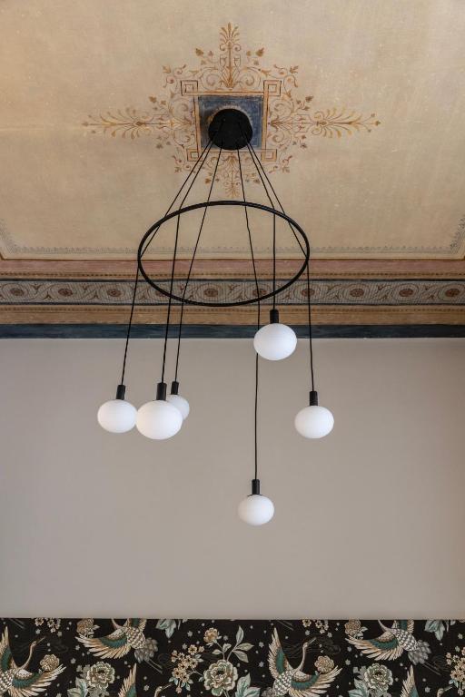 MEDLEY Conceptual Living & Spa - 12