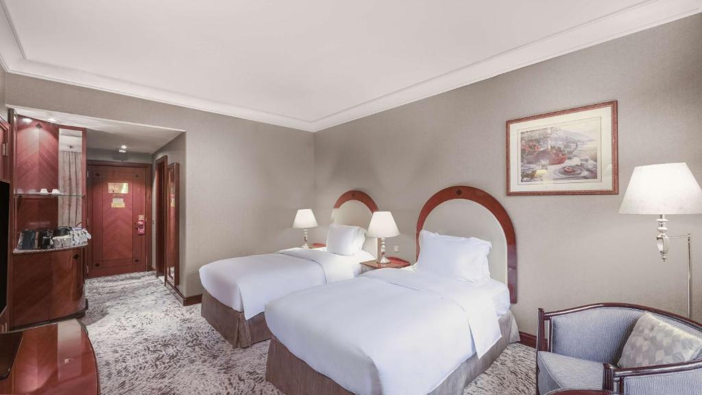 Hilton City Hotel