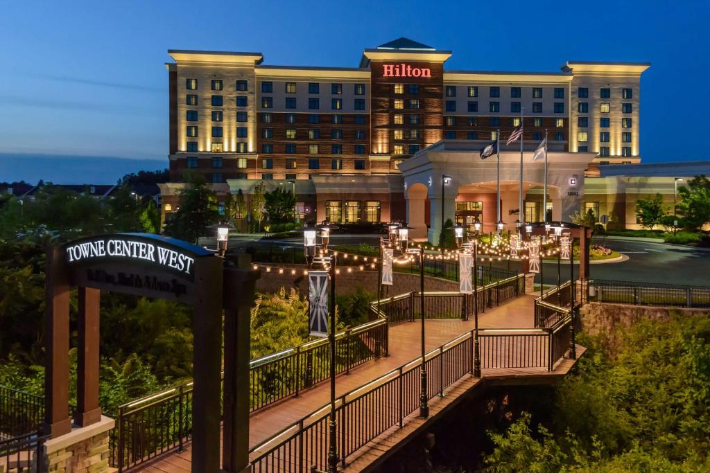 a view of the hilton garden inn at night at Hilton Richmond Hotel & Spa Short Pump in Richmond