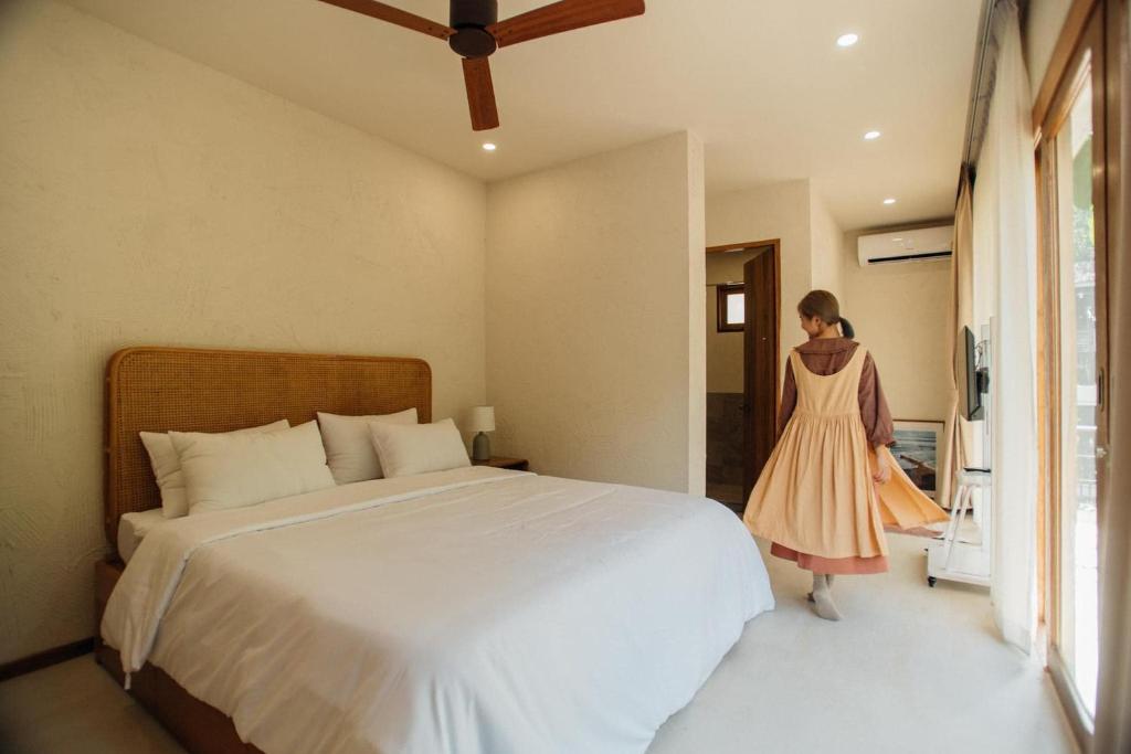 
King Room with Balcony
