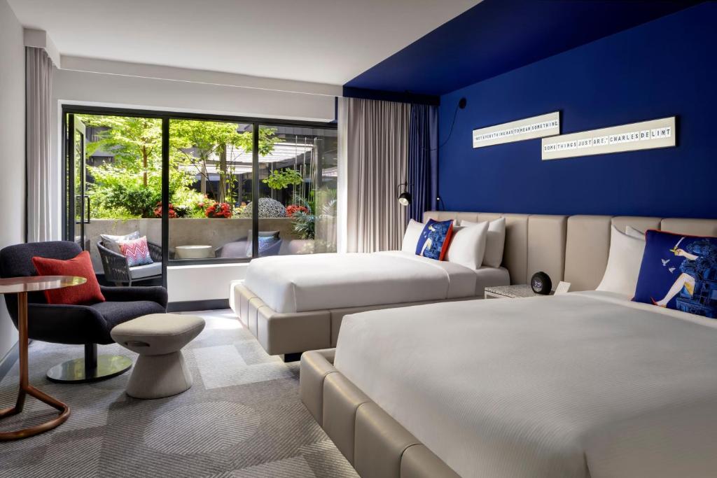 W Toronto - Resim 13