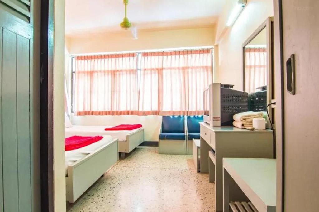 Khelang Nakorn Hotel - Habitación Gemela Económica