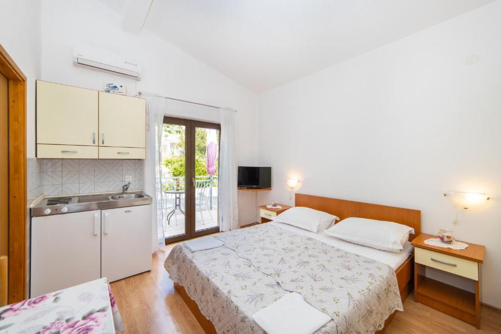 Fotografie z fotogalerie ubytování Apartments Palmero v destinaci Gradac