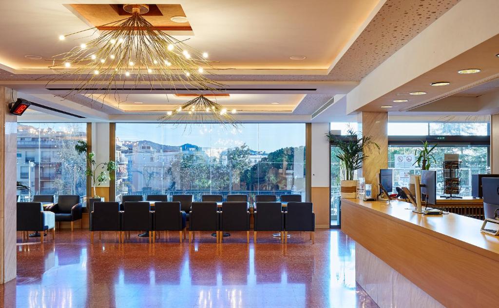 The lobby or reception area at Hotel Samba