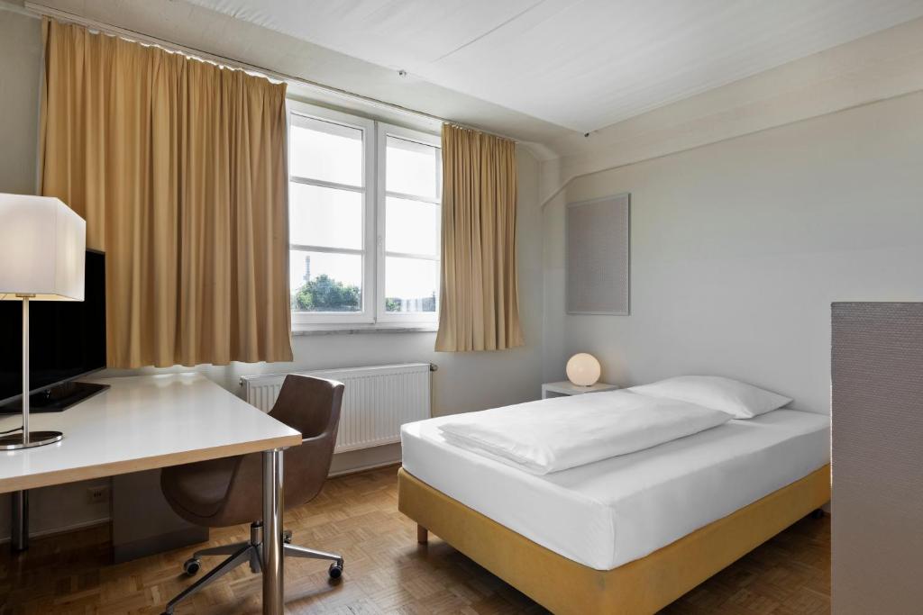 
Economy Plus Single Room
