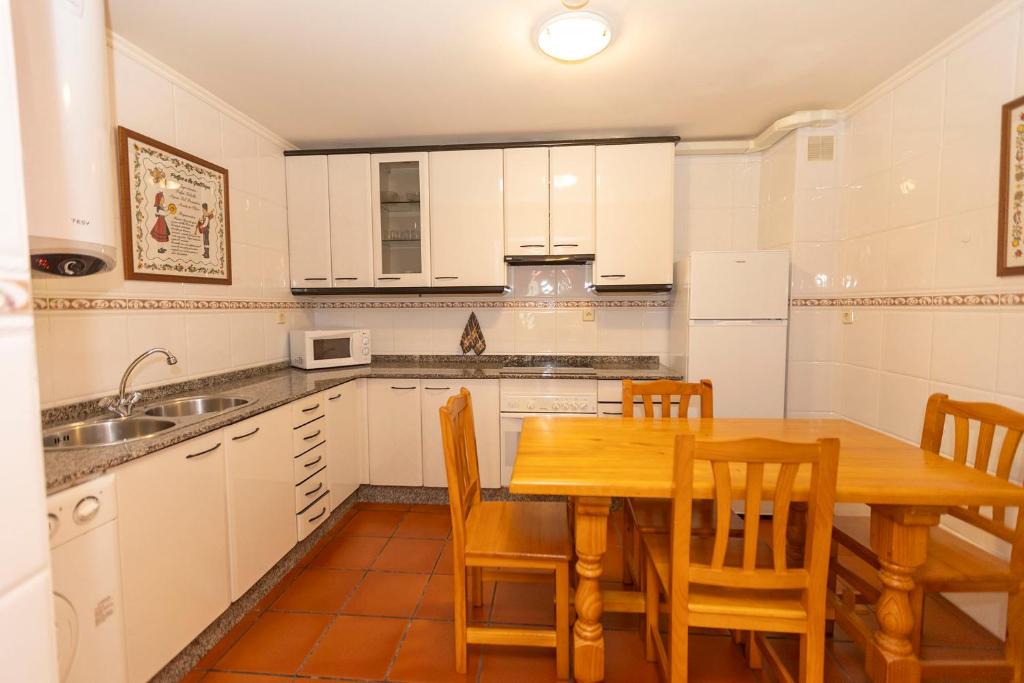 Escuder Apartamentos Turísticos - 12