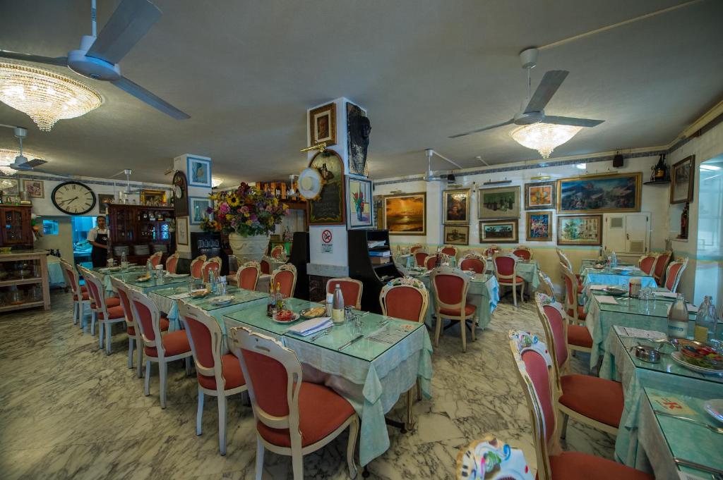 Restaurace v ubytování Hotel Biagiotti