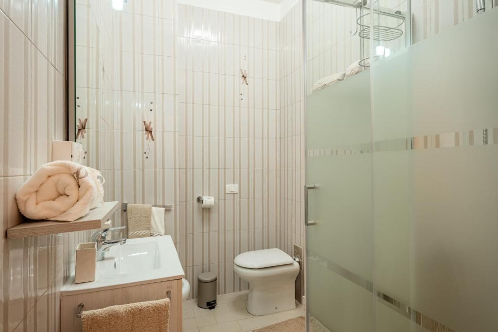 Koupelna v ubytování Casa di Nonna Tosca Montecarlo
