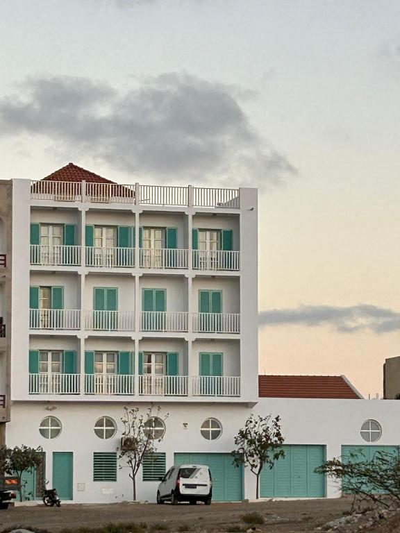 Budova, kde se aparthotel nachází