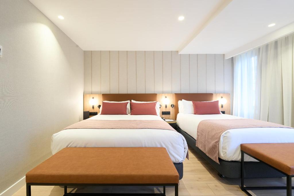 Catalonia Barcelona 505 - Habitación Triple Prémium