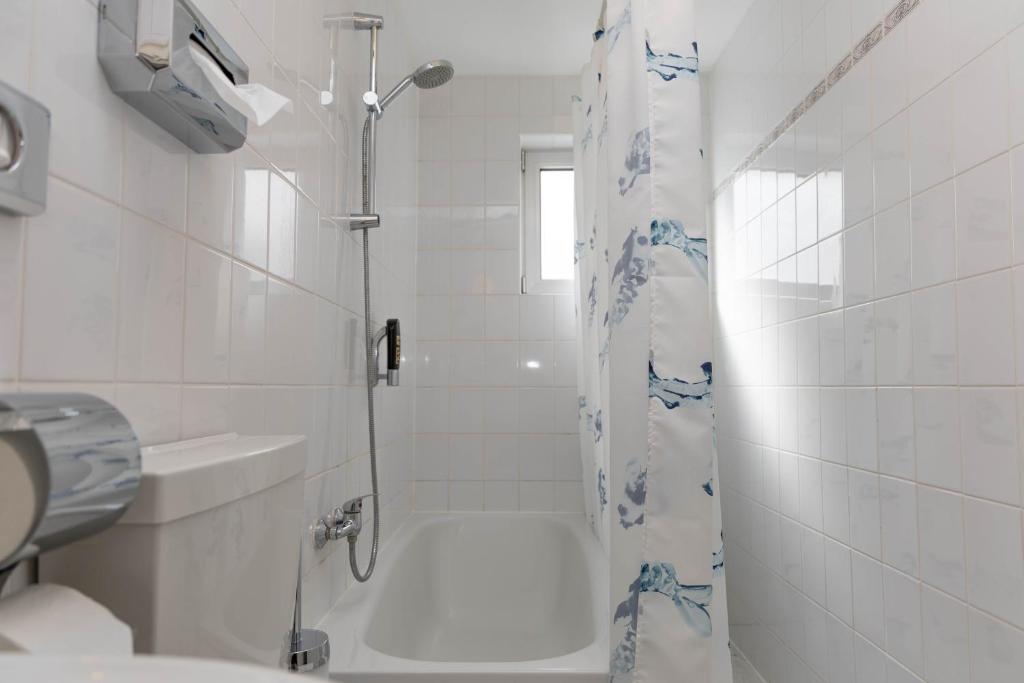 Hotel Rossija - Resim 3