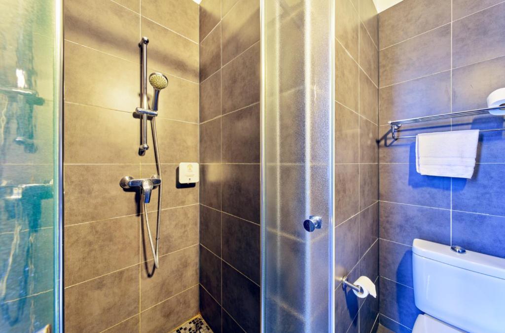 Koupelna v ubytování Adonis Hotel Strasbourg