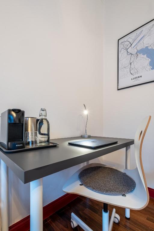 Privatzimmer "Haus Schweiz" - WIFI, Smart-TV, Zentral! - 3