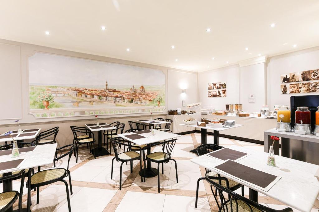 Restaurace v ubytování Albergo Firenze
