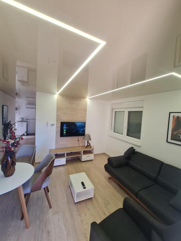 Airport Molko Apartments - Apartamento De Un Dormitorio