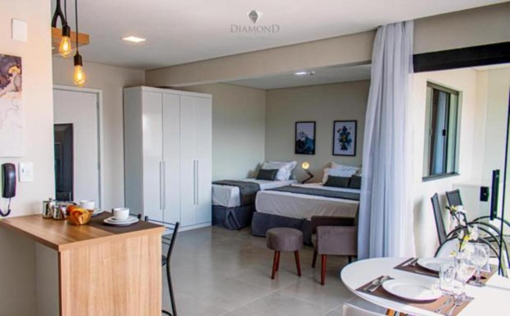 Flats novos e modernos, próximos ao centro, em um ambiente de excelência no Diamond