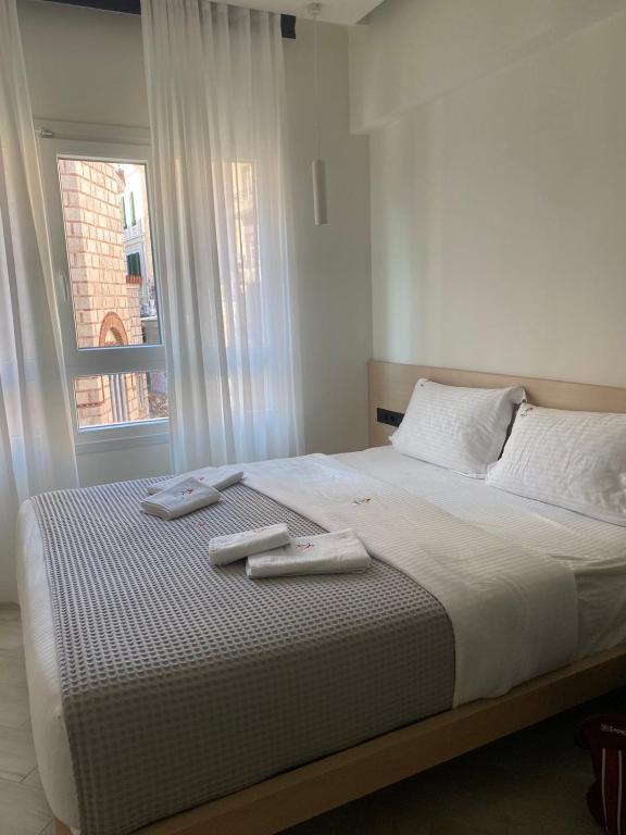 Triple A - Stylish Seven On The Pedestrian - FREE Parking! - Resim 24