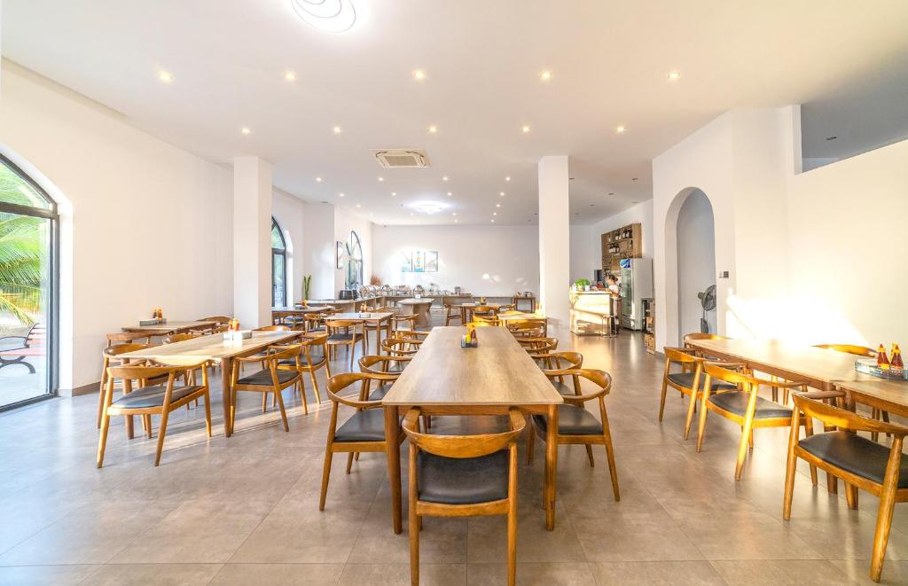Restaurace v ubytování Hafi Beach Hotel