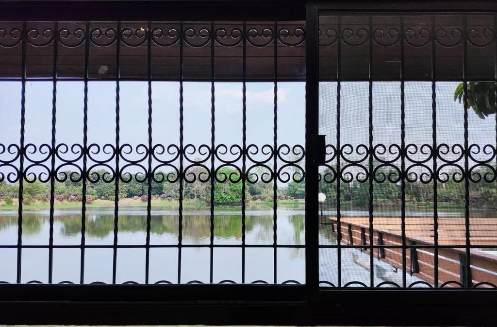 Gallery image of Sansai Lakeville in Ban Thung Khao Tok