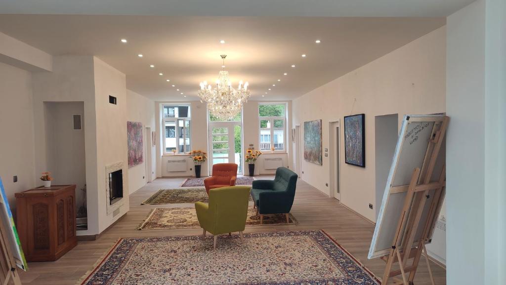 Zona d'estar a Frejstejn House, Artist's Residence