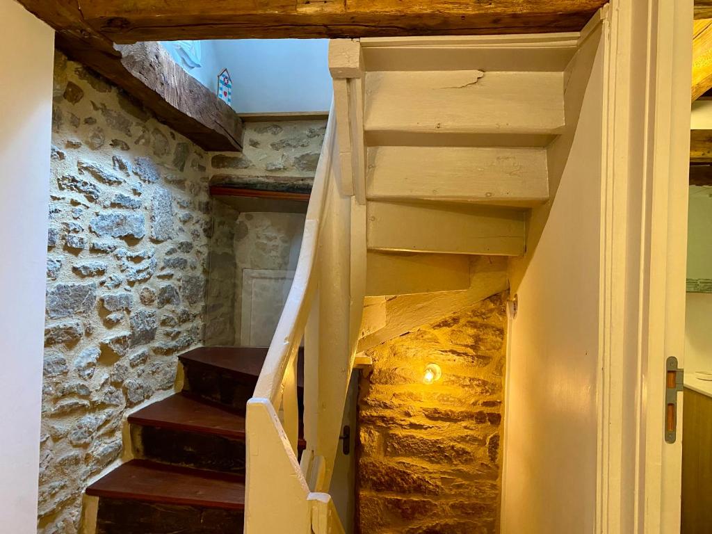 Les Volets Blancs - Two-Bedroom House