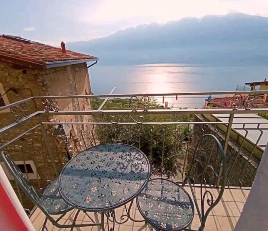 Balcony o terrace sa Casa Cristina - Vista Lago