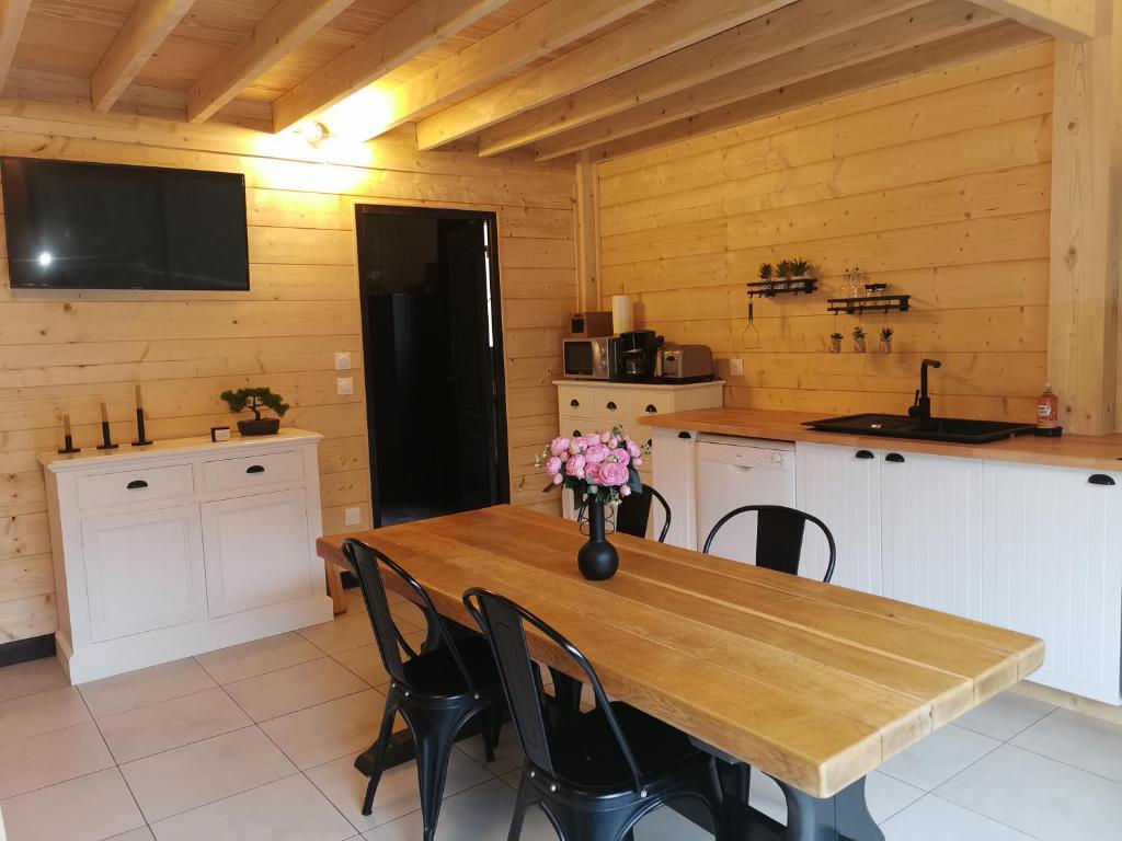 Gîtes ETCHE ARGUINIA - Two-Bedroom House