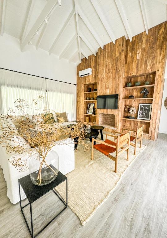 RentUp - Retiro de lujo Casa moderna con jardin y piscina en Pilar