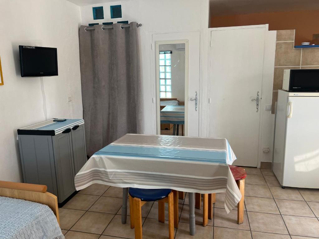 Kuchyňa alebo kuchynka v ubytovaní Barcarès Beach Rental
