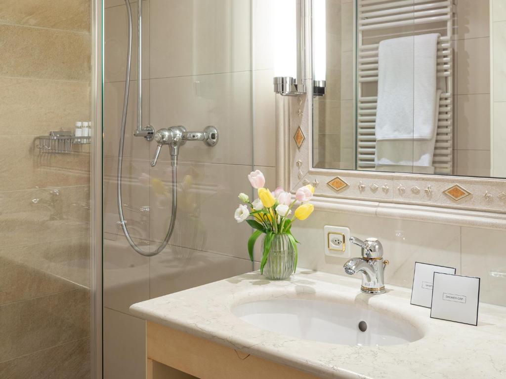 Park Hotel Sonnenhof - Relais & Châteaux - لوتيك سوّى سوّى