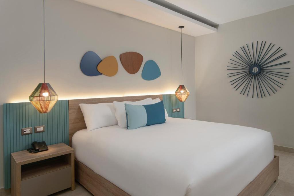 Wyndham Alltra Samana All Inclusive Resort - Club Ocean View King