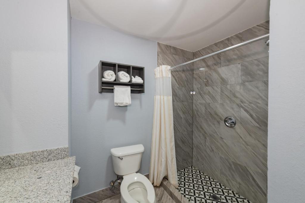 Jamestown inn & Suites - Chambre Double De Luxe