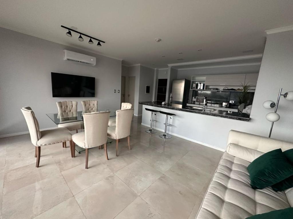 Kuchyň nebo kuchyňský kout v ubytování DEPARTAMENTO IMPERIAL VII