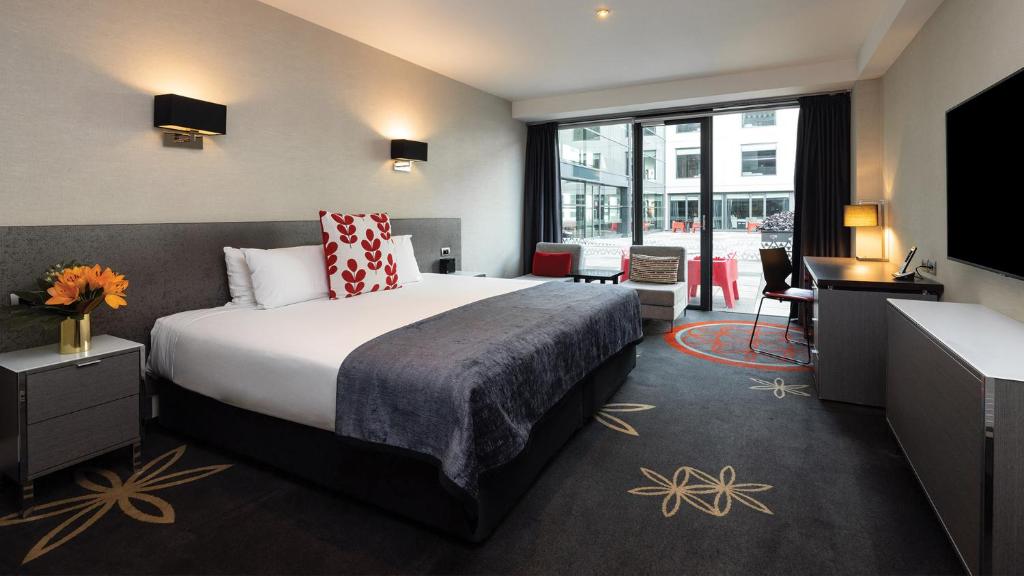 Voodi või voodid majutusasutuse SkyCity Hotel Auckland toas