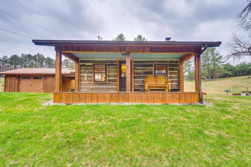 Jackson County Cabin with Fire Pits and ATV Trails!, Hamden (precios