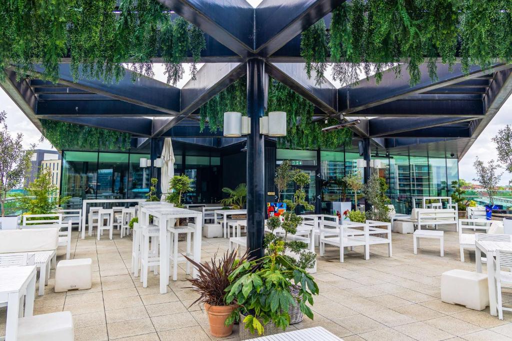 伦敦希尔顿温布利酒店餐厅或其他用餐的地方