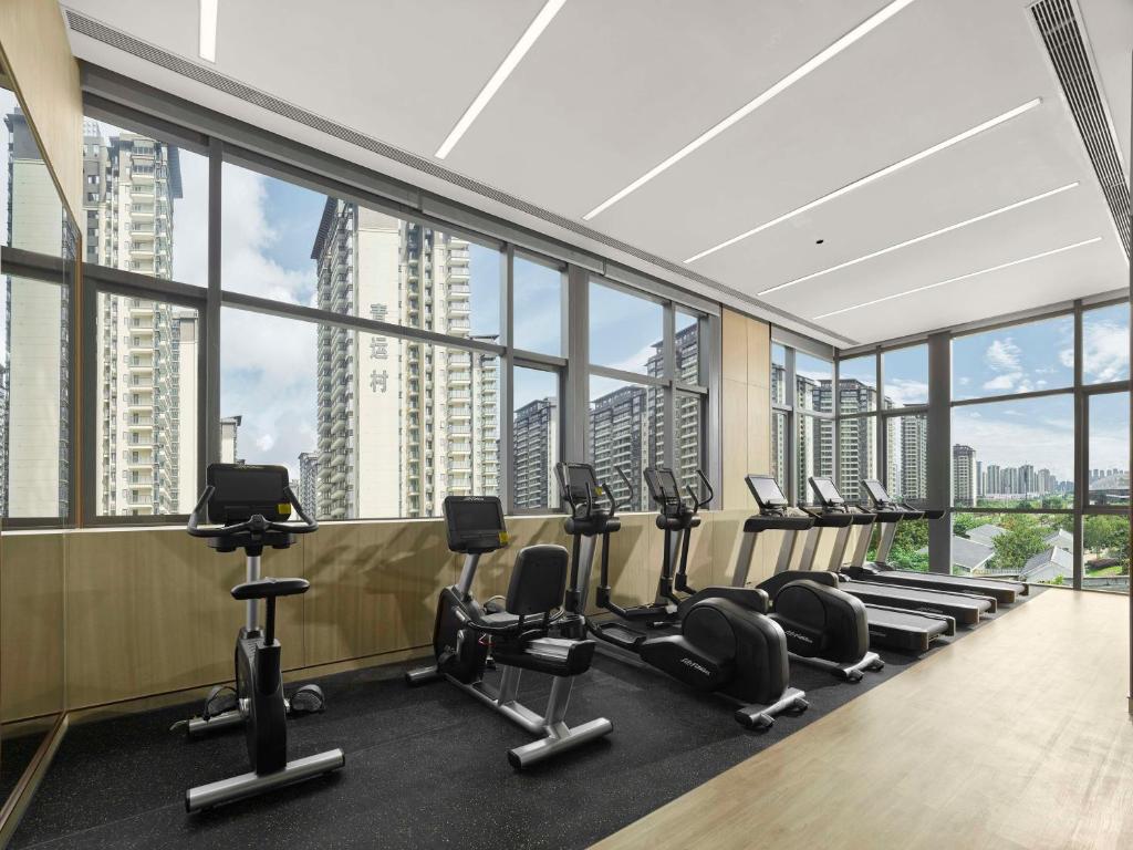 Fitness centrum a/nebo fitness zařízení v ubytování Doubletree By Hilton Nanning Wuxiang