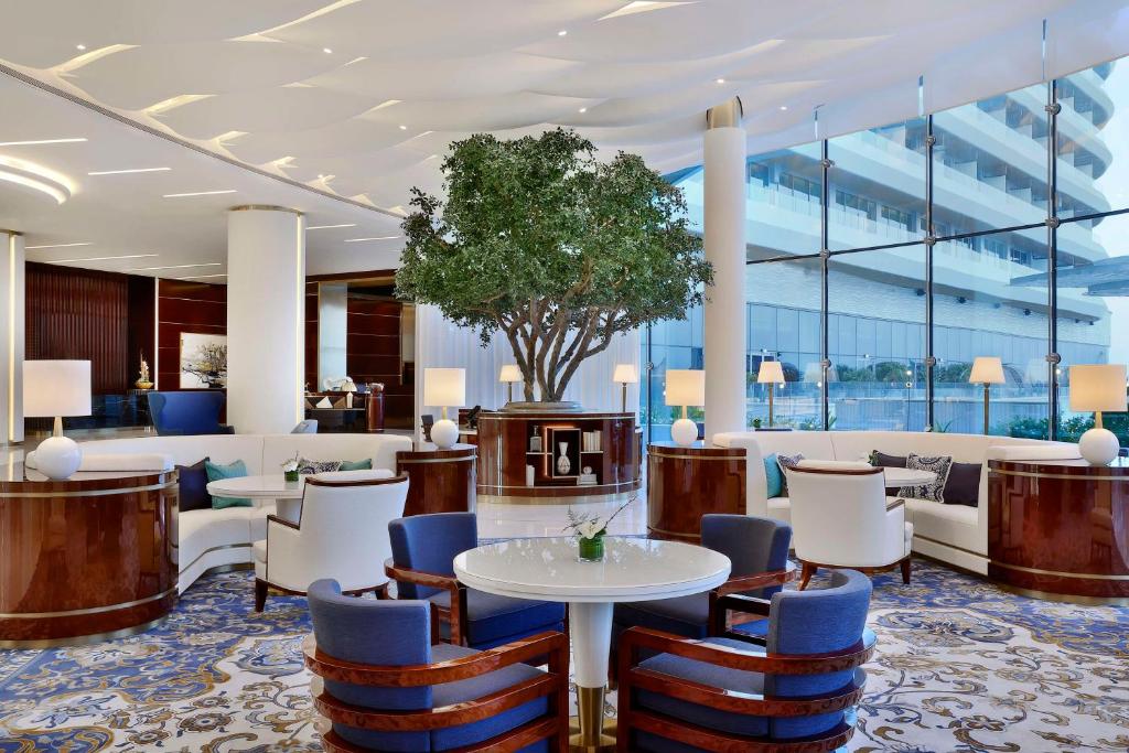 Posezení v ubytování Waldorf Astoria Doha Lusail