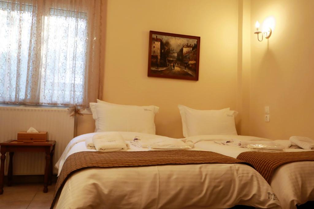 Postel nebo postele na pokoji v ubytování Orfeas Home/Detached House 74m2,parking&yard