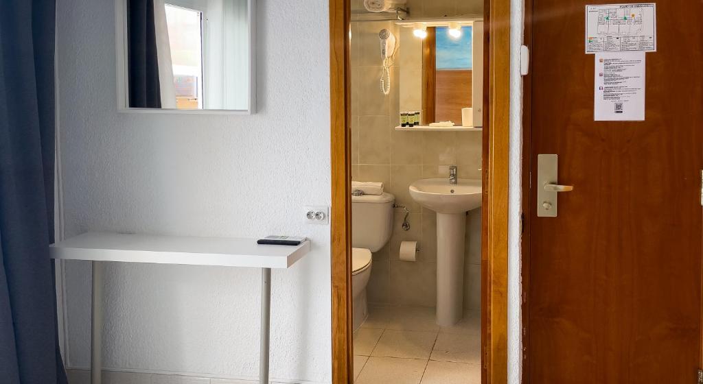 Koupelna v ubytování Hotel Maremagnum