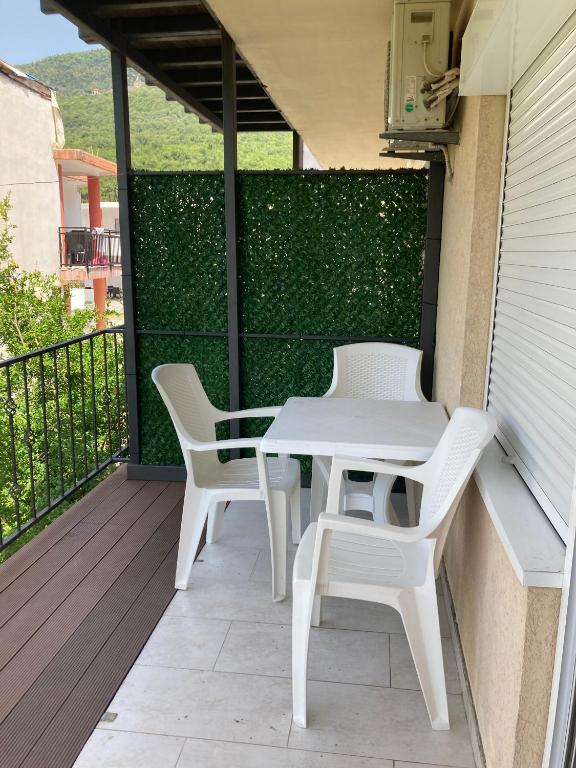 A balcony or terrace at Budva, Jaz, apartmani DIF