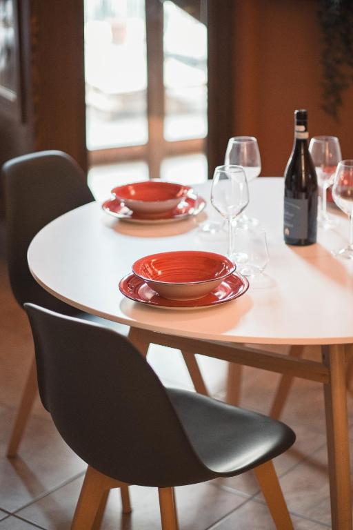 DUPLEX with Terrace - 6 min walk to Bernina Express - 13