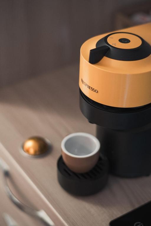 DUPLEX with Terrace - 6 min walk to Bernina Express - 10