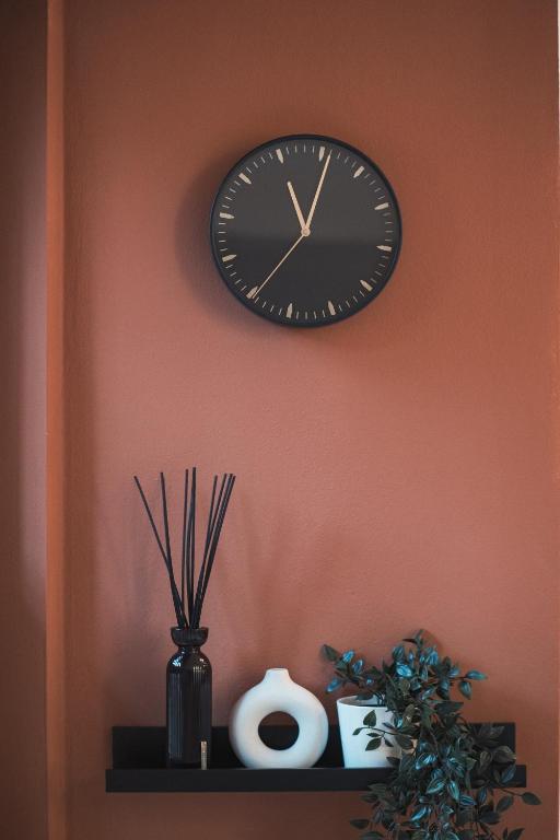 DUPLEX with Terrace - 6 min walk to Bernina Express - 11