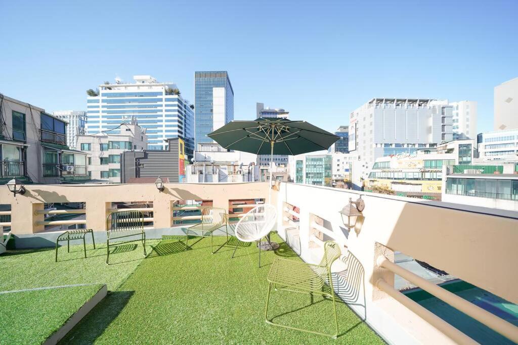 로맨틱 루프탑 하우스_1