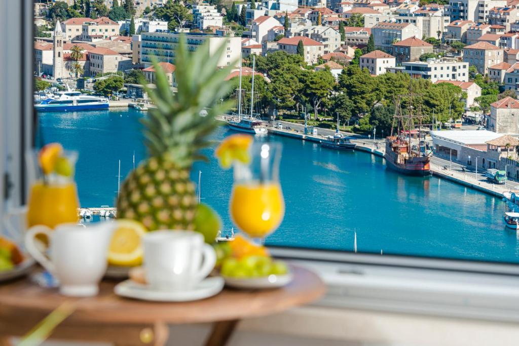 Kuvagallerian kuva majoituspaikasta Apartment Antonija With Sea View, joka sijaitsee kohteessa Dubrovnik